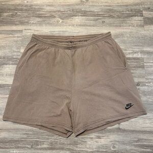 VTG rare Nike cotton shorts - embroidered swoosh spellout - size XL